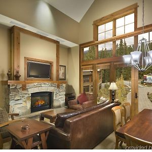 One-Bedroom Lodge